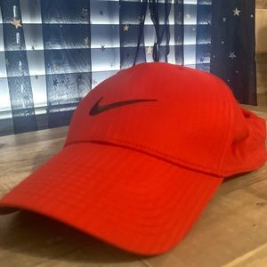 Red Nike Legacy91 Dri-Fit Golf Hat